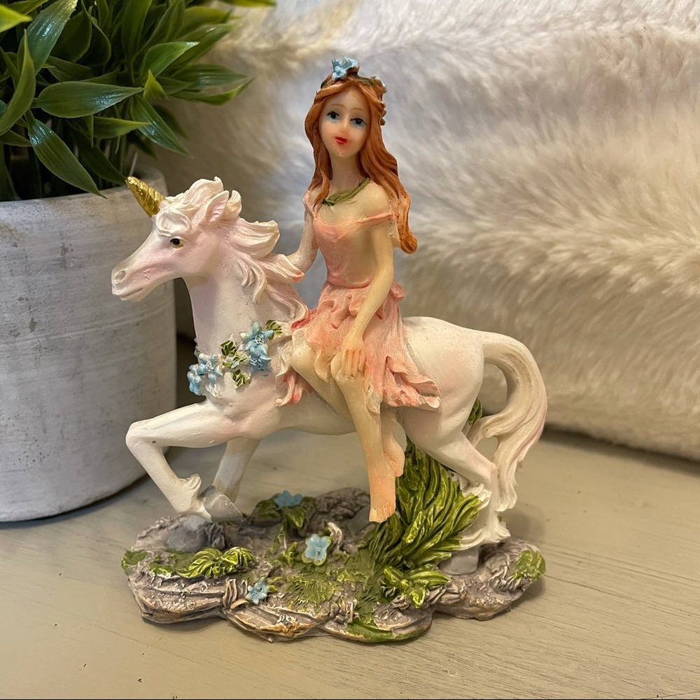 Unicorn Fairy Flowers Figure